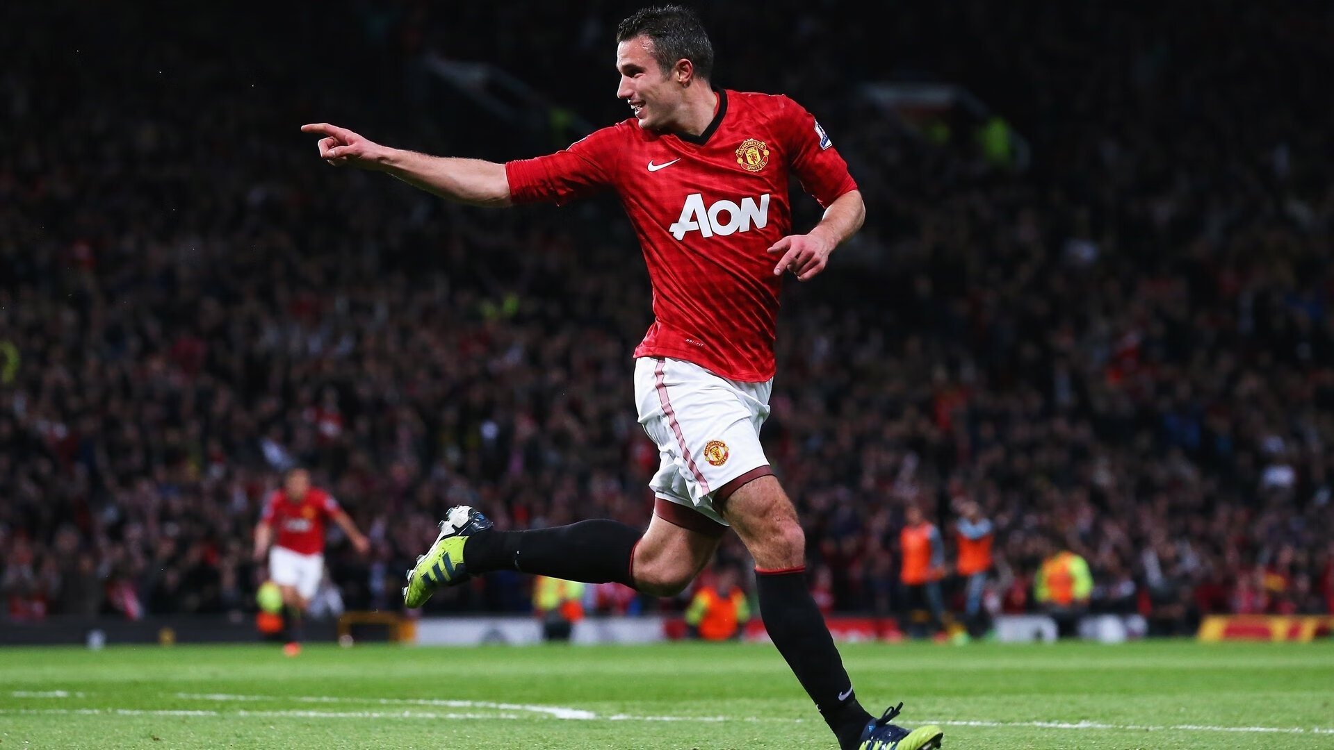 开云官网-最实用的驾驶技巧：车手告诉你如何在极限中求稳，极限驾驶技术教学